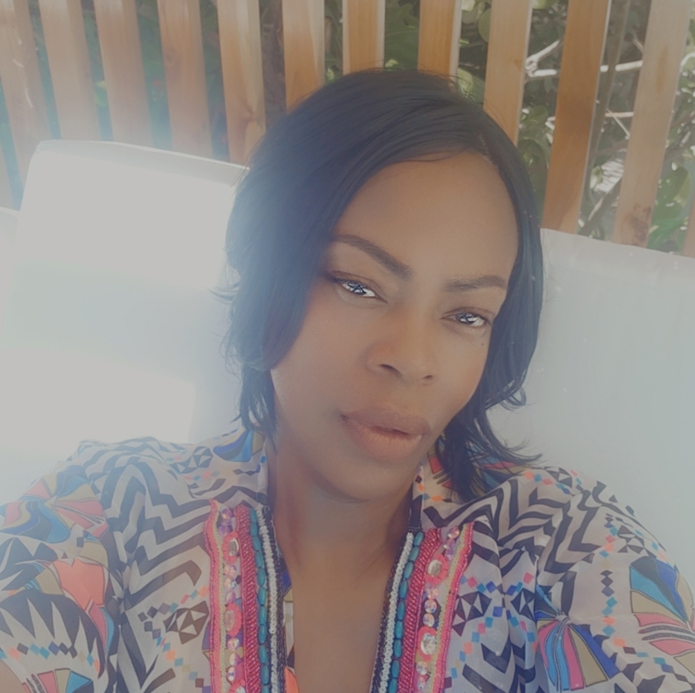 Meet your Posher, Tahiyyah - Picture 4 of 5